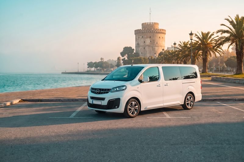 Opel Zafira / Toyota ProAce 9 θέσεων ή παρόμοιο προς ενοικίαση στη Θεσσαλονίκη